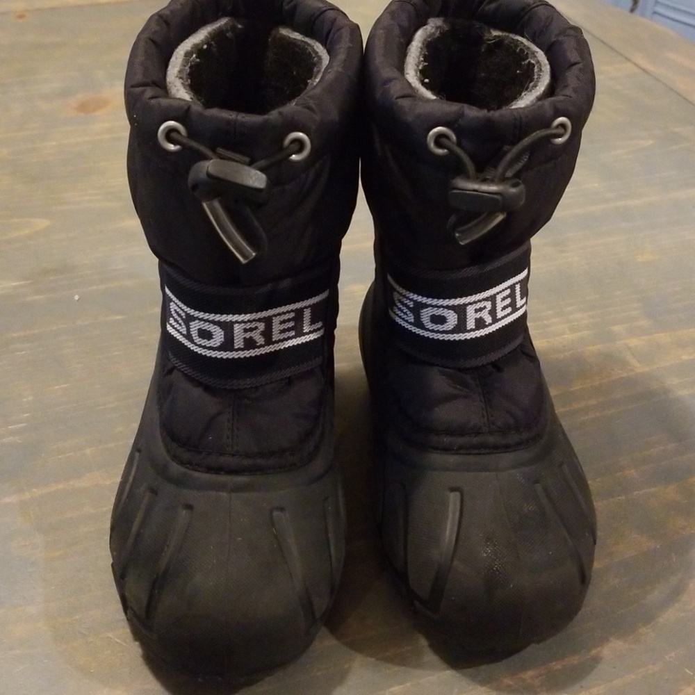 Kids sorel winter boots